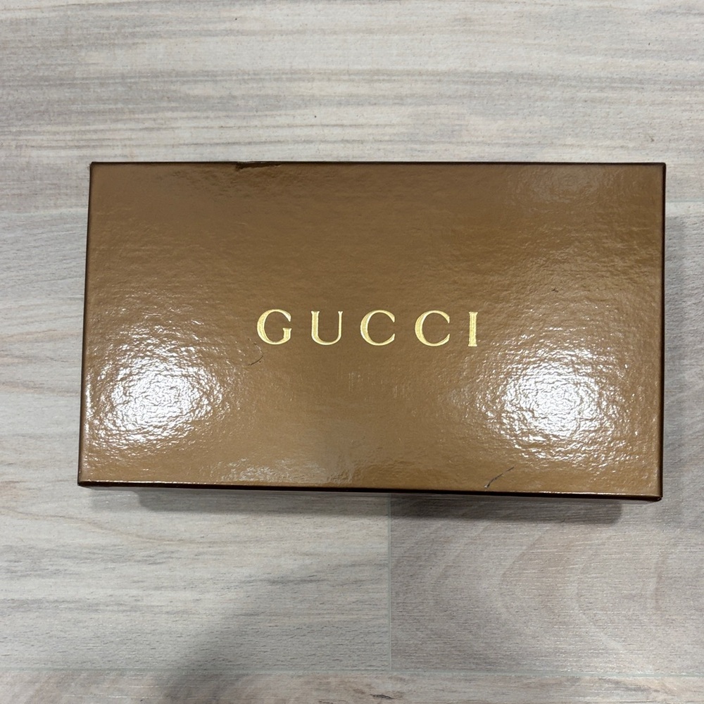 Gucci Tan Box with Gold Logo